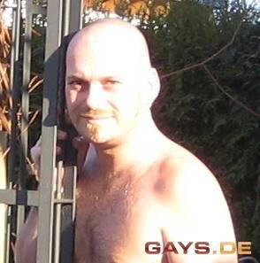 nakeduser