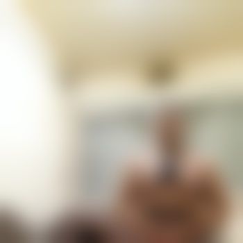 DevotJungUnterwürfig