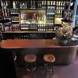 M&V Bar