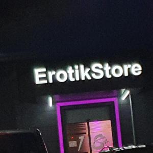 18+Erotikstore, Kino und Lounge