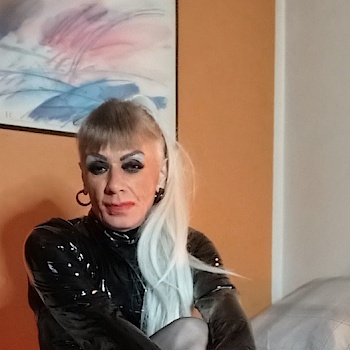 LackhureTsGina