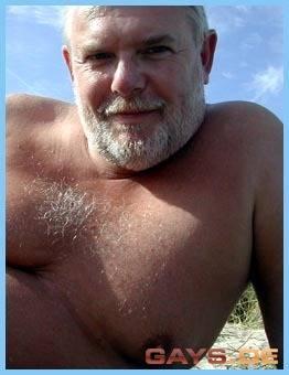 BigManNudist