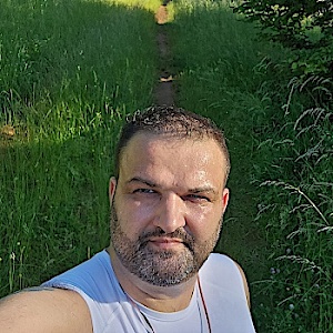 Gonzobear77