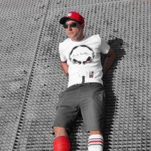 gay-skater-caster
