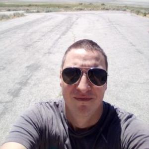 Toyboy230