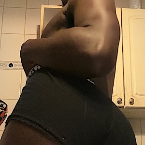 Serving_men